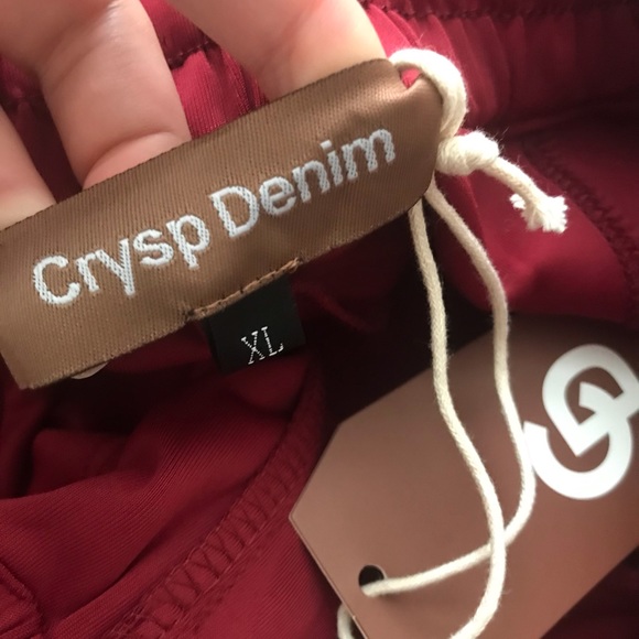 Men’s red striped jogger track pants. Elastic waistband with draw cord. - Picture 7 of 7